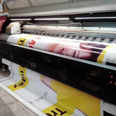 Máy in bạt hiflex khổ lớn có ưu điểm gì